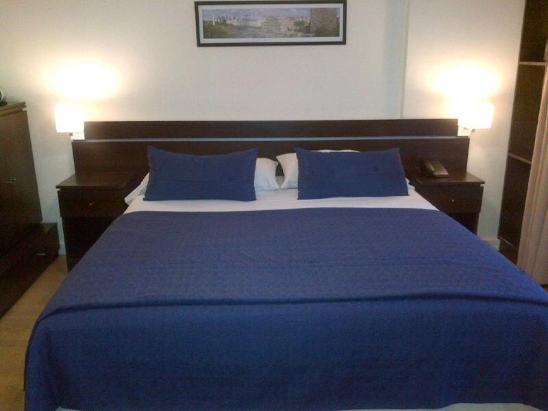 Cordoba Suites Recoleta บัวโนสไอเรส ห้อง รูปภาพ